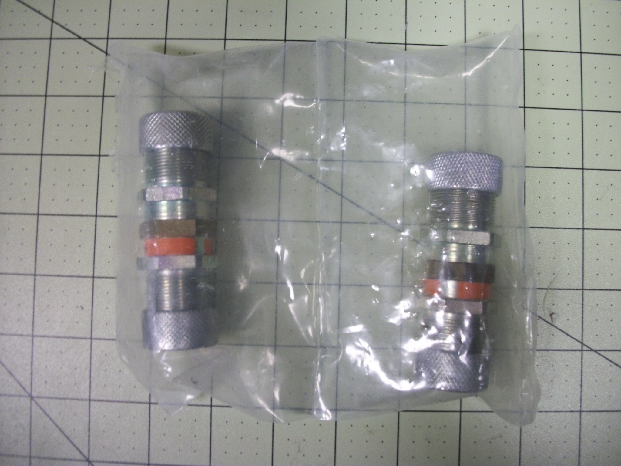 Pump coupling helium line 1/2 ID